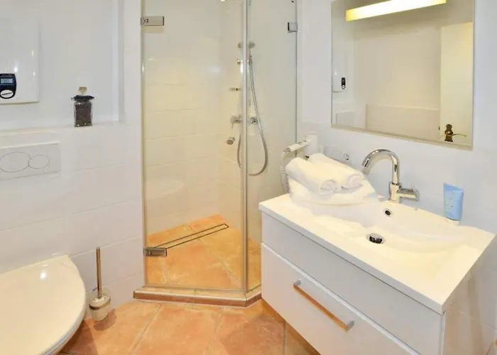 Bismarckstrasse 5a, App 16